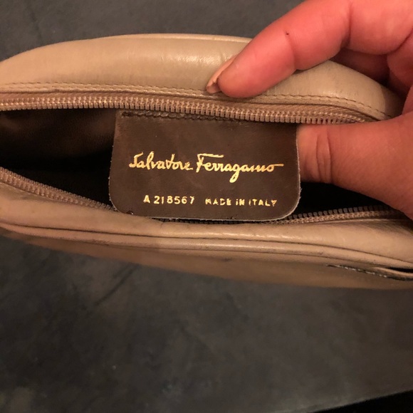 Salvatore Ferragamo vintage shoulder  Bag - Picture 6 of 10